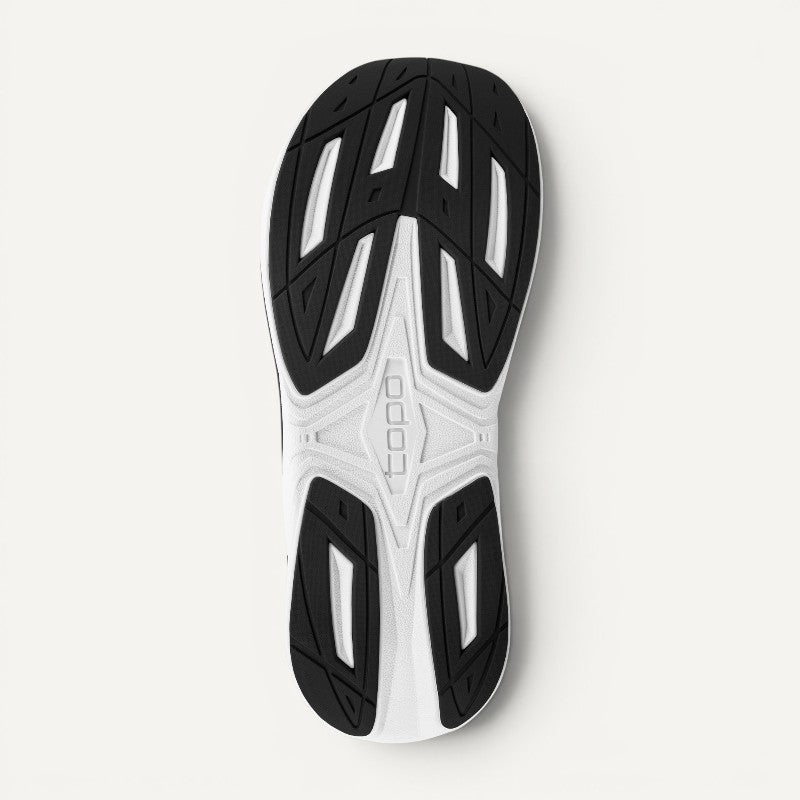 Topo Athletic Men's Phantom 4 Black / White