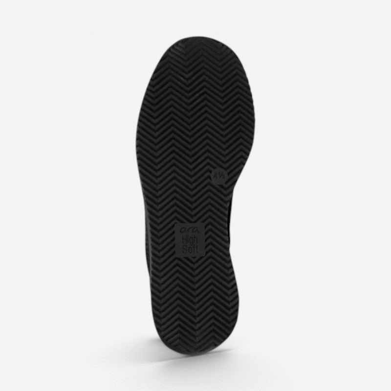 Lila 2 Black Hydro Wovenstretch/Suede