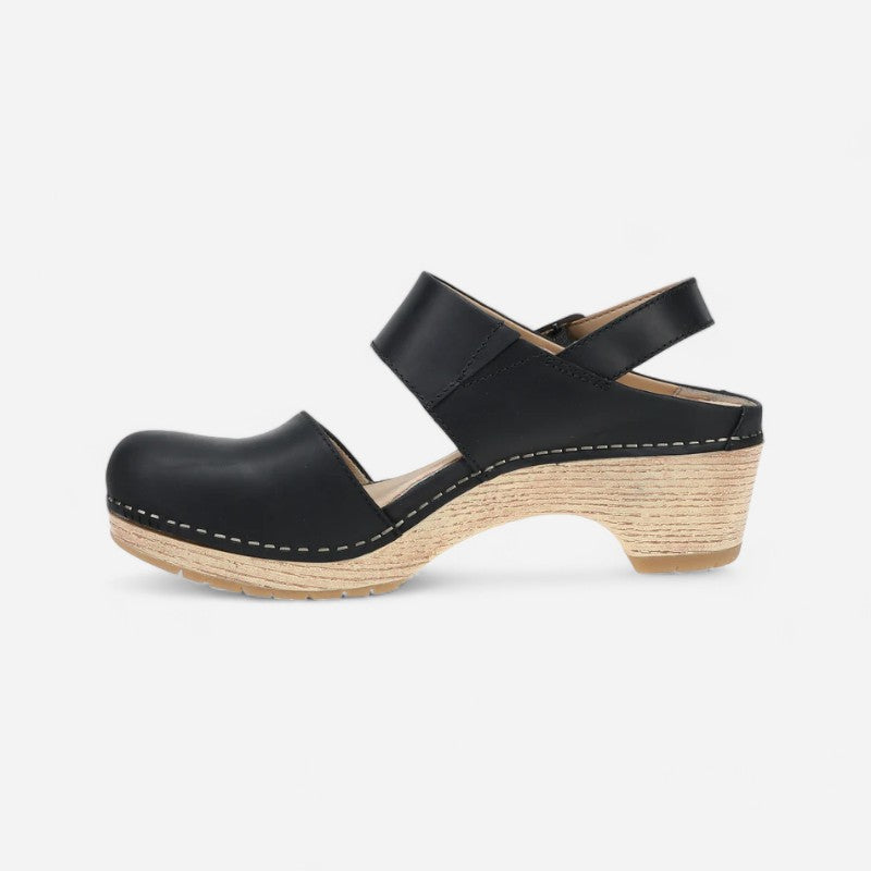 Lucia Black Oiled Pull Up