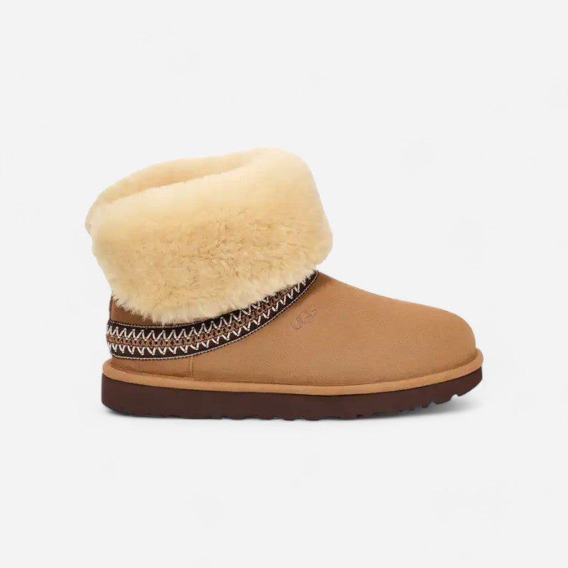 Classic Short Crescent Chestnut