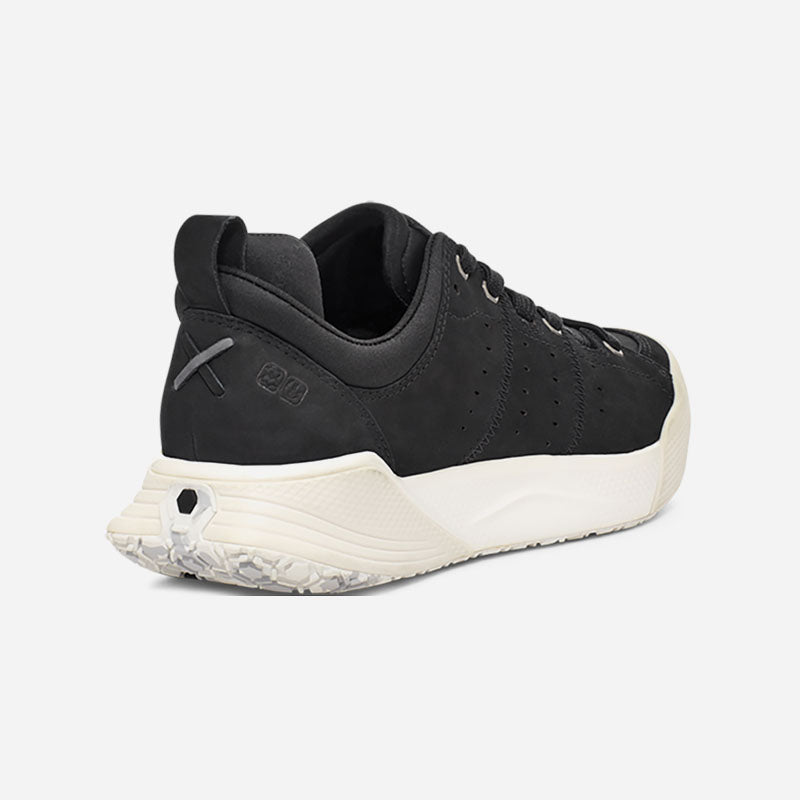 Deckers X Lab X-Scape Nubuck Low